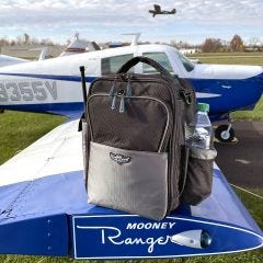 bag on airplane 